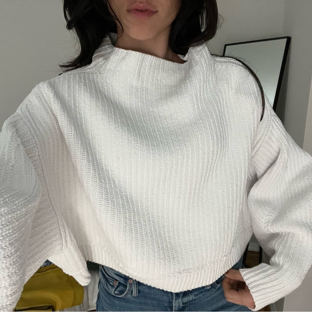 Free people white cropped sweater